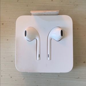Apple Original Earbuds 🍎